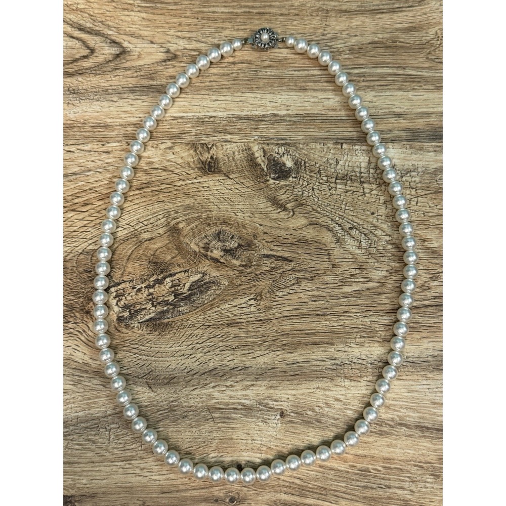 Vintage Sarah Coventry Faux Pearl Necklace Silvertone Flower Clasp 24" Long